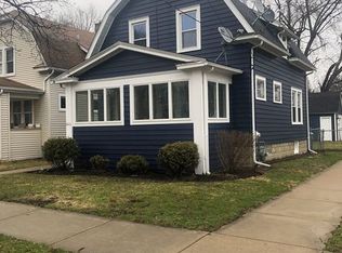 646 Bangs St, Aurora, IL 60505