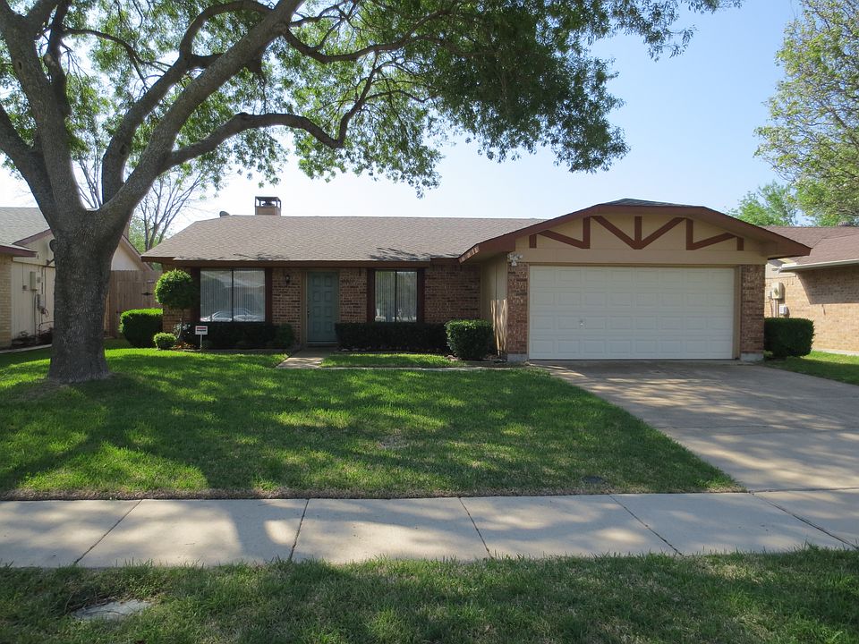 1st image of 2206 Bowie Dr