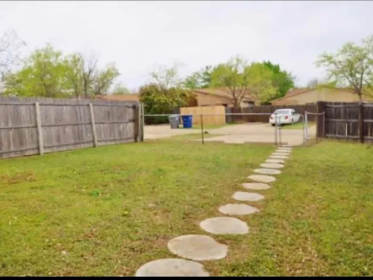 7041 Sorcey Rd — Photo 1