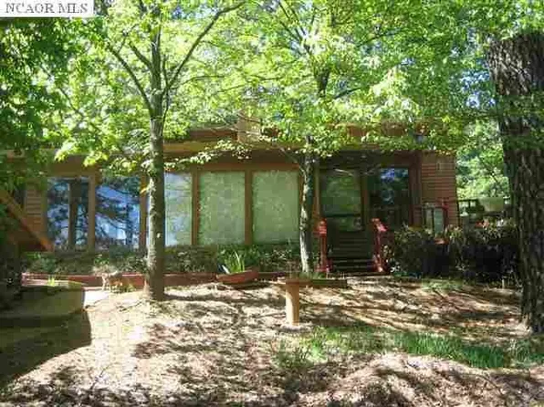 15158 Carrie Dr, Grass Valley, CA 95949