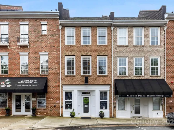149 Marketplace Ave, Mooresville, NC 28117