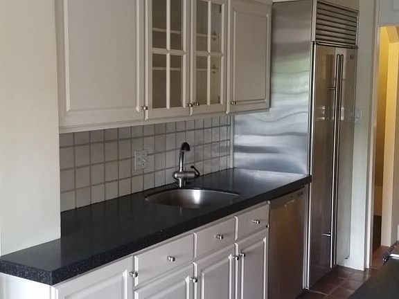 Stainless kitchen; Sub Zero and Bosch