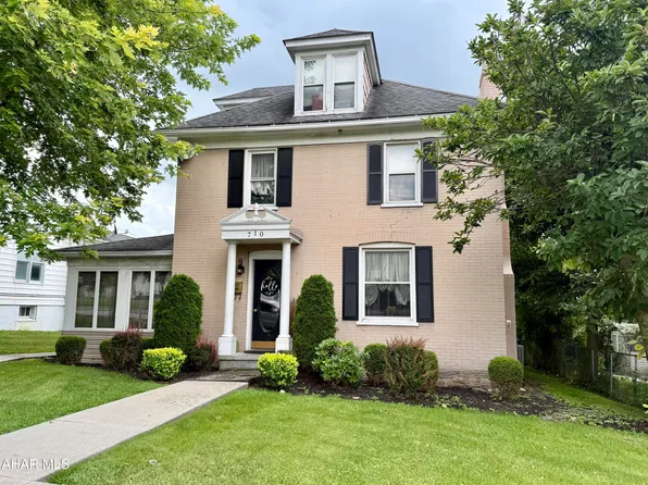 710 Rockingham Ave, Roaring Spring, PA 16673