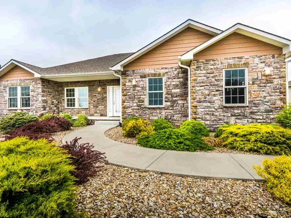 3550 Everett Dr, Manhattan, KS 66503