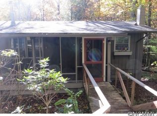 526 Robin Hood Rd, Brevard, NC 28712