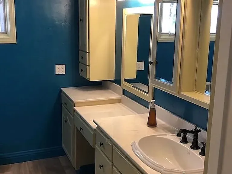 423 Crouch St — Photo 3