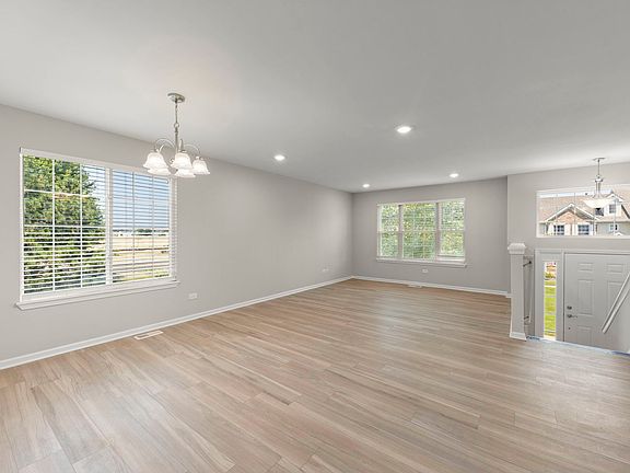 4th image of 14606 Thomas Jefferson Dr