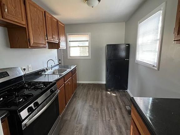 2nd image of 313 Sherwood Ave