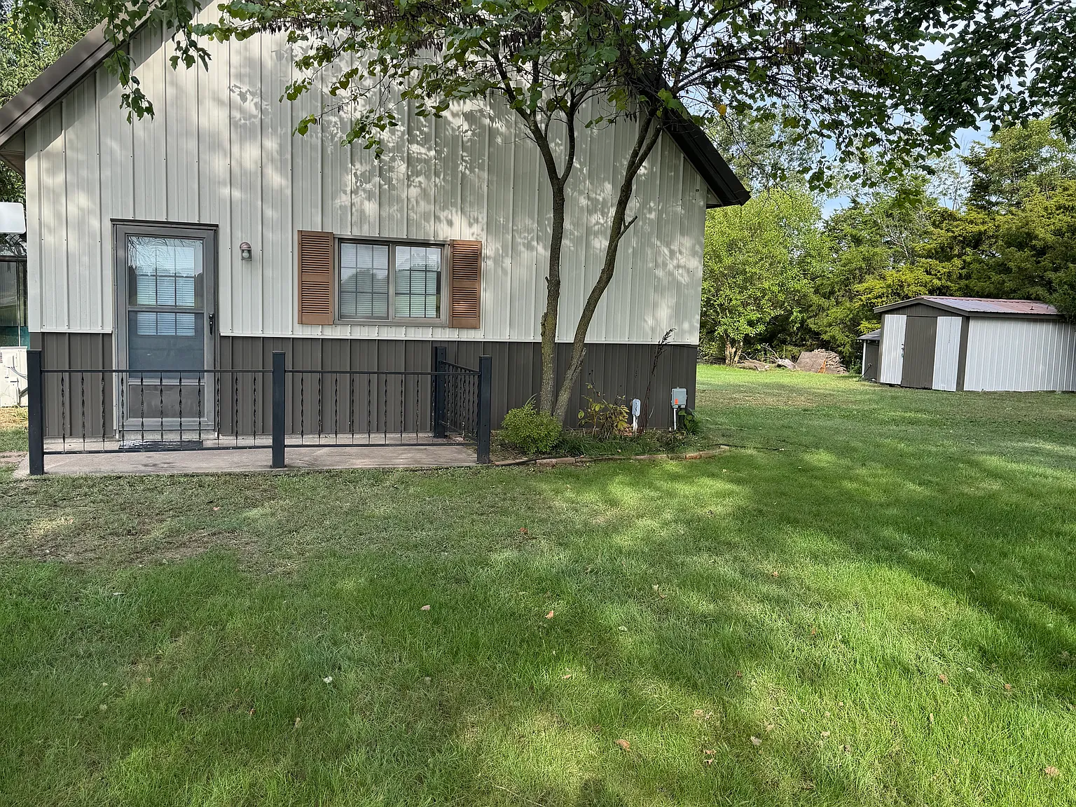 3 bed, 1257 sqft, $1,100 — Photo 1