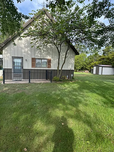 1177 Farm Road 1110 #B Photo 1 1177 Farm Road 1110 #B Photo 1