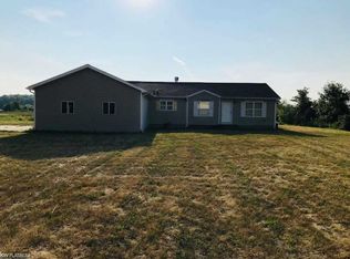 64680 Place Rd, Lenox, MI 48050