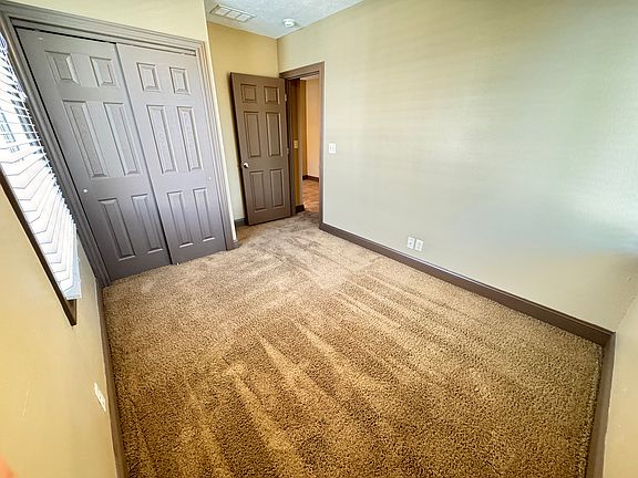 5th image of 813 S 14th St #3