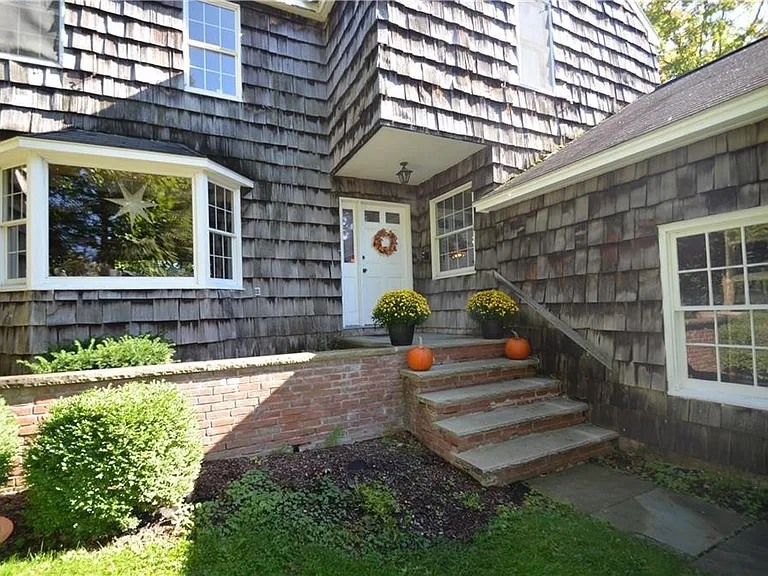 6891 Woodchuck Hill Rd — Photo 17