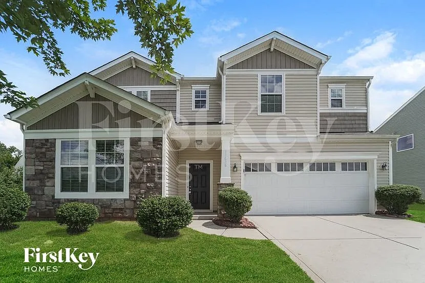 4 bed, 2.5 bath, 2654 sqft, $2,435 — Photo 2