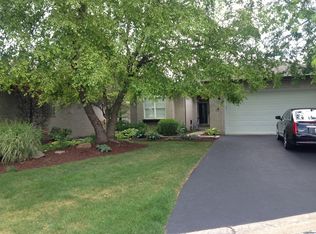 504 Highlington Ct, Beecher, IL 60401