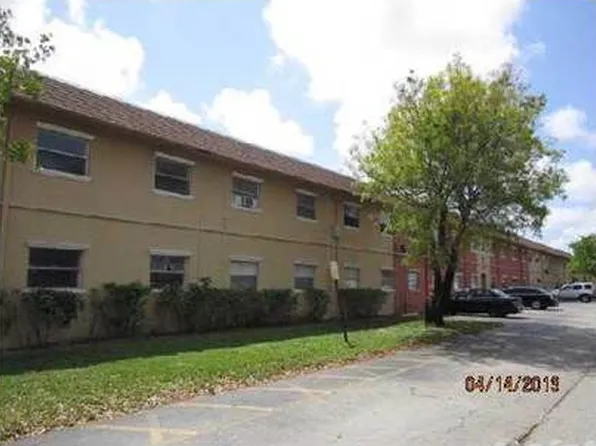 101 NE 41st St #75, Oakland Park, FL 33334