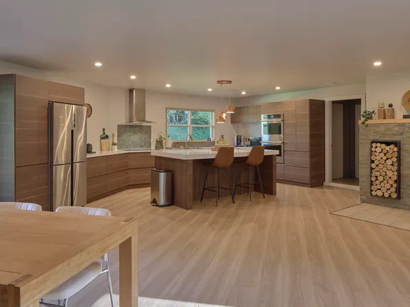 284 Enfield Rd, Enfield, NS B2T 1H5