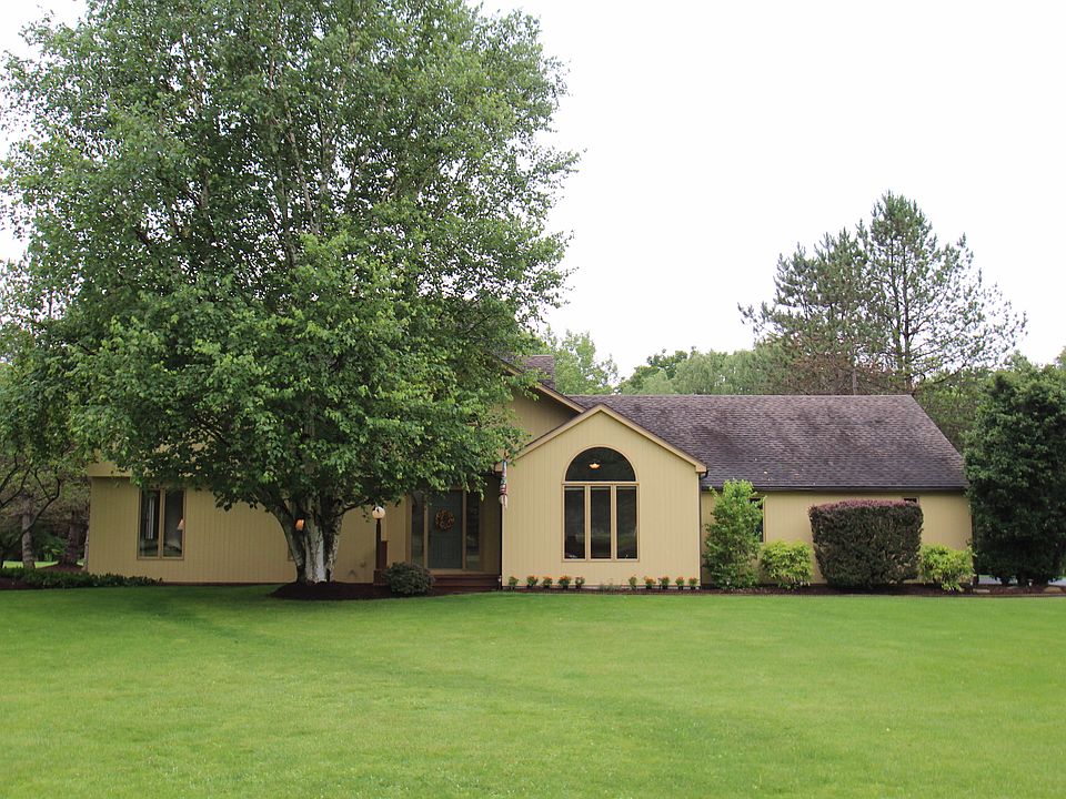 1st image of 7 Dixon Woods