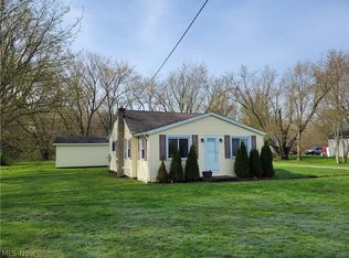 3080 Lake Rd, Conneaut, OH 44030