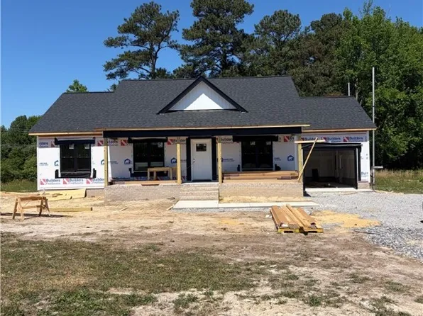 8214 Vaughan Rd, Dinwiddie, VA 23805