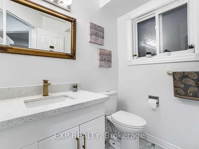 6261 Prairie Cir #MAIN UPPER FLOOR — Photo 9