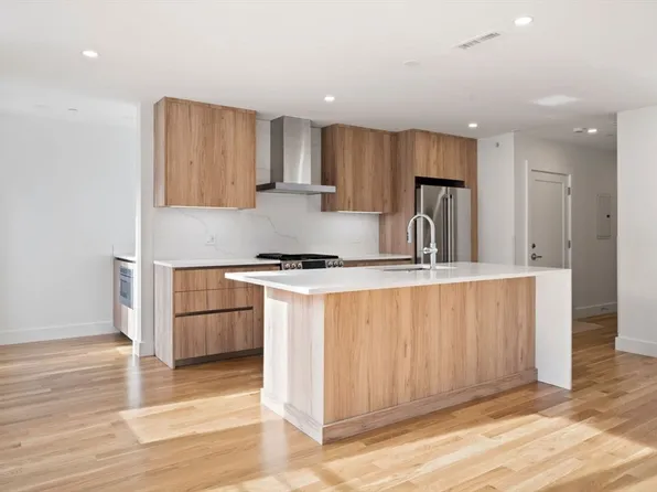 6 Devine Way #1, Boston, MA 02127