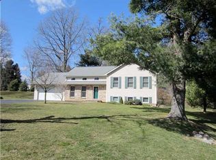 22 Peachtree Ln, Pittsford, NY 14534