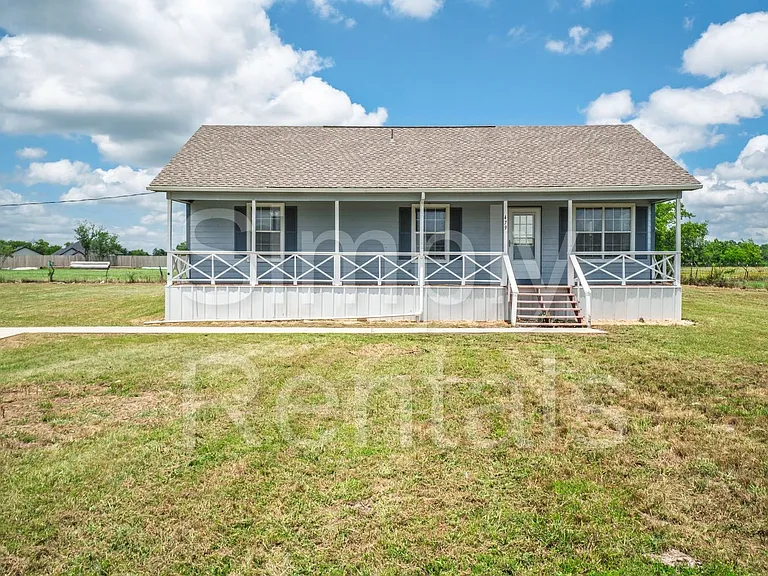 479 Mills Way — Photo 1