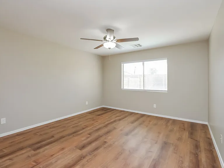 2049 W Gold Mine Way — Photo 9