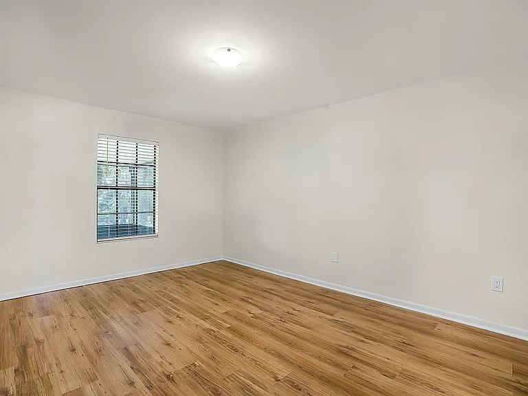 722 Carnival Ter — Photo 27