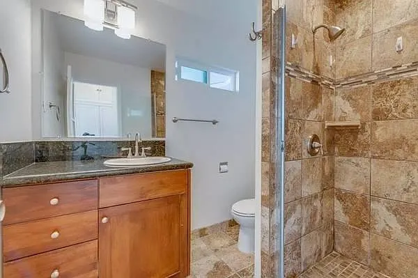 281 Shasta St #A — Photo 8