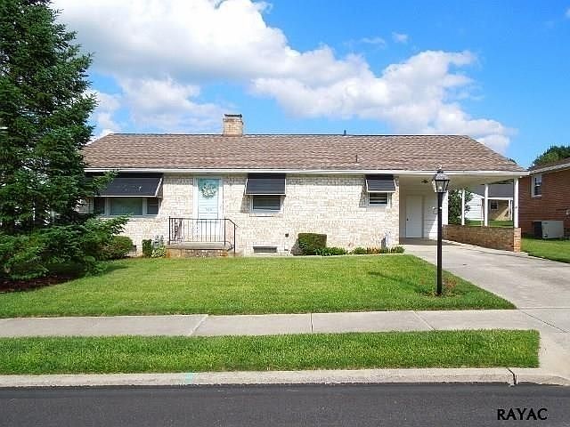 For Sale: 339 N George St, Hanover, PA 17331