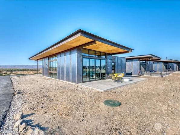 213 VISTA POINT Drive NW, Quincy, WA 98848