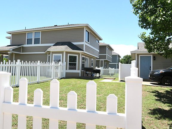 2nd image of 500 Rolling Oak Dr