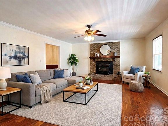 4th image of 1164 Hidden Lake Dr #10