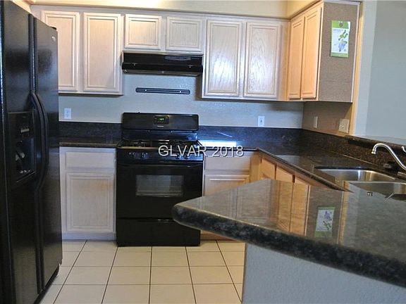 4th image of 110 Harbor View Dr #110