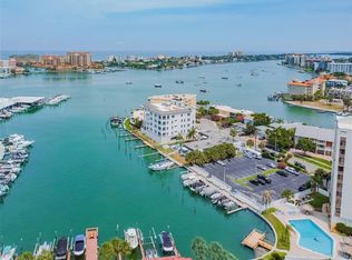255 Dolphin Poin APT 505, Clearwater Beach, FL 33767