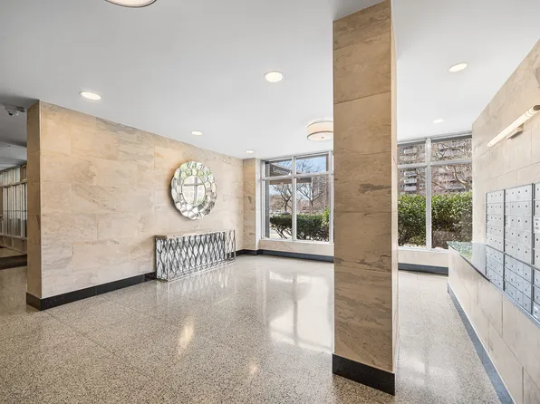 880 Boynton Avenue image 12 of 14