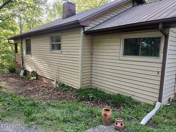 4th image of 7709 Neubert Springs Rd