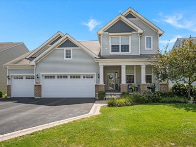 747 Heartland Ln, South Elgin, IL, 60177