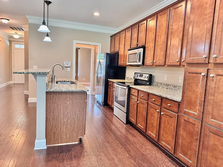 8412 Danbrook Dr — Photo 7