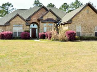 134 Blue Creek Dr, Wetumpka, AL 36093