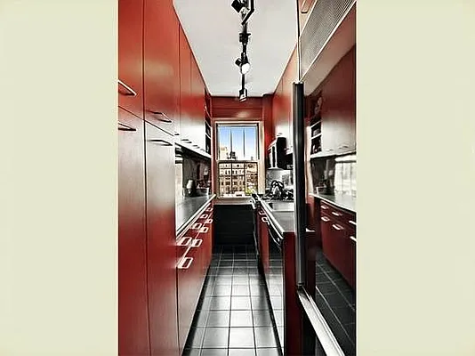 Sold by Stribling | media 26