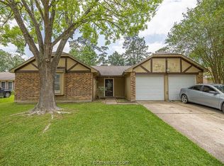 13106 Boyer Ln, Houston, TX 77015
