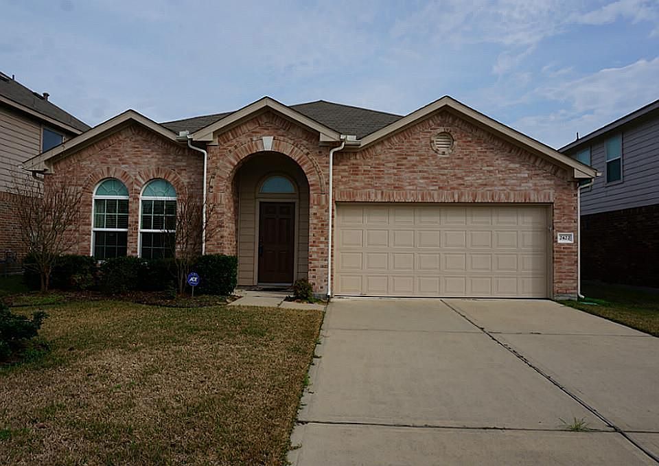 1st image of 2422 Blue Reef Dr