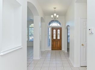 8715 Pleasantbrook Dr, Houston, TX 77095