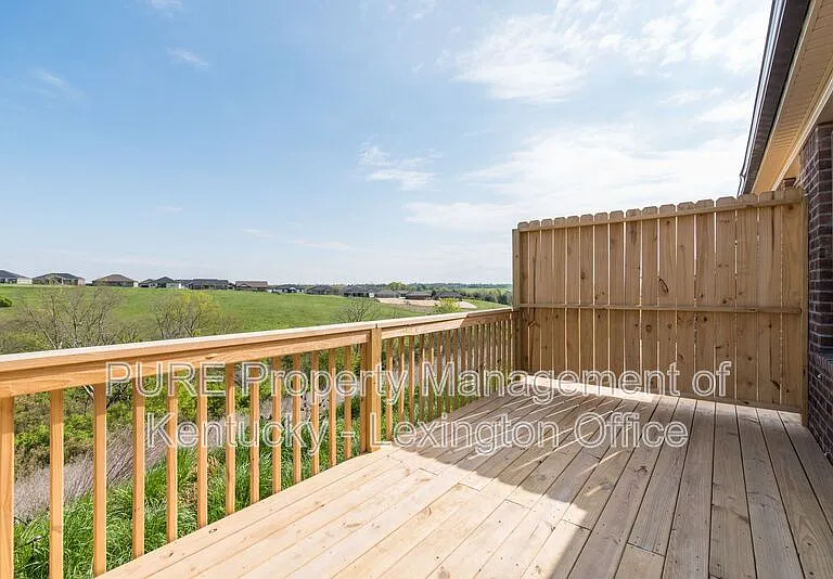 723 Leeward Ct — Photo 21