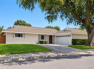 611 Iris St, Redlands, CA 92373