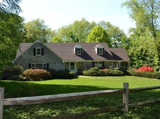 76 Ludlow Dr, Chappaqua, NY 10514