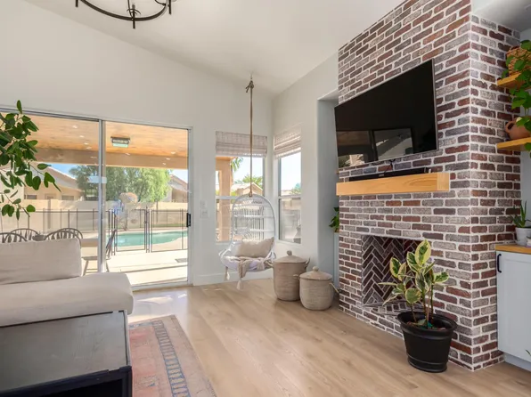 159 S Pineview Pl, Chandler, AZ 85226